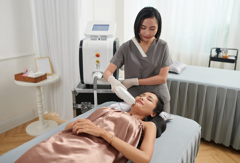 Esthetician training programs